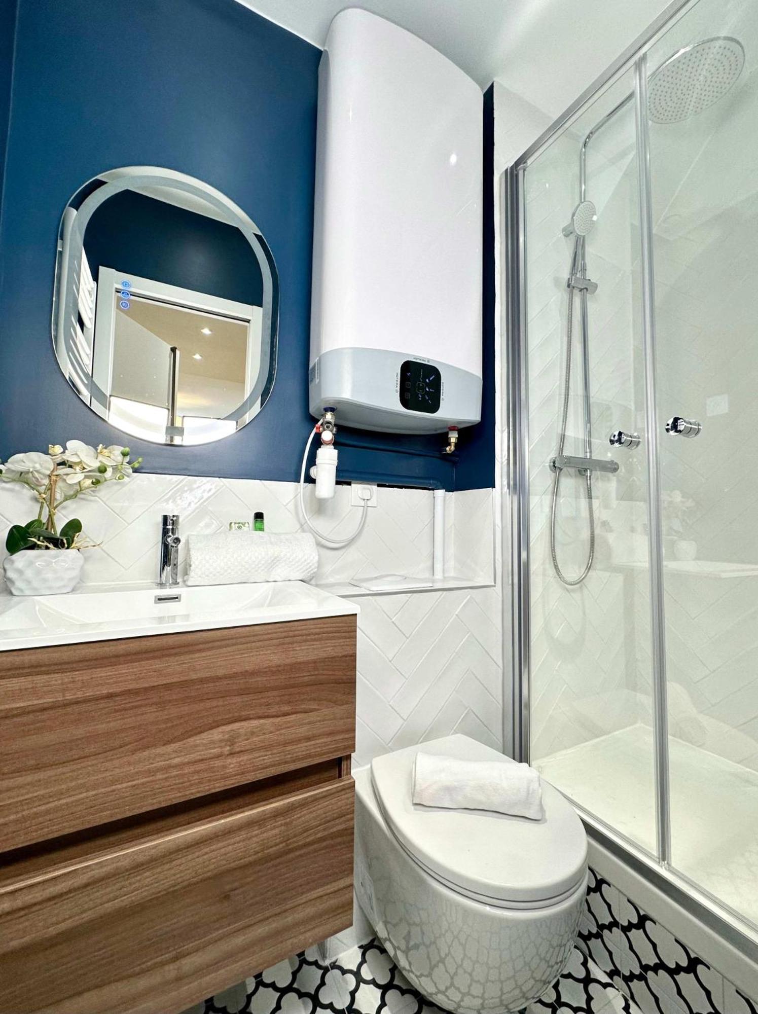 Welcoming Studio Near Opera Париж Экстерьер фото